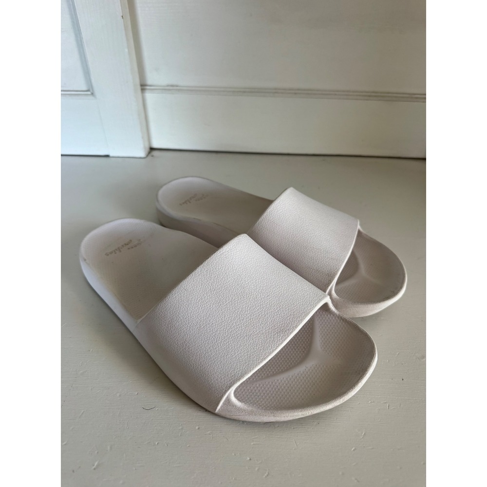 Archies white support slides size women's 12 / men's 11